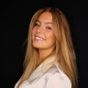 Meet your Posher, Leah